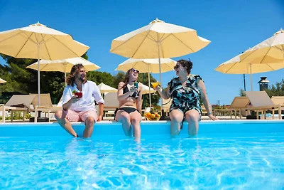 Gemütliche Ferienunterkunft Medena mit Balkon