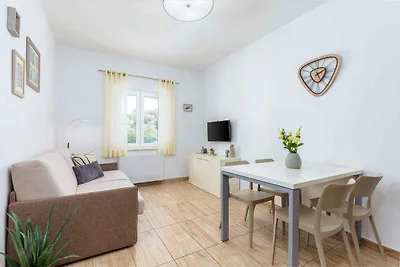 Ferienwohnung mit Balkon und Pool