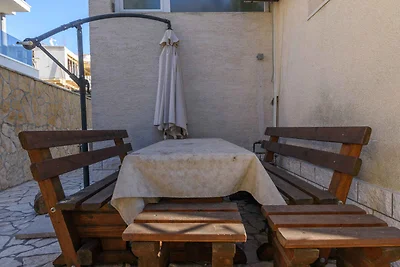 Ferienwohnung mit Klimaanlage und Meerblick