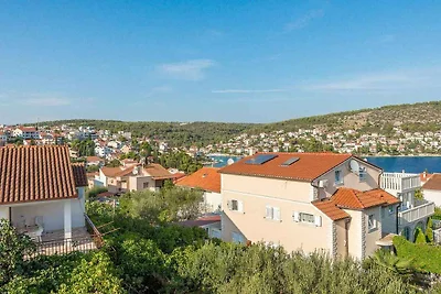 Ferienwohnung mit Klimaanlage und Balkon