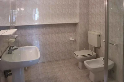 Ferienwohnung mit Klimaanlage und Balkon