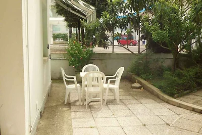 Ferienwohnung mit Klimaanlage und Terrasse