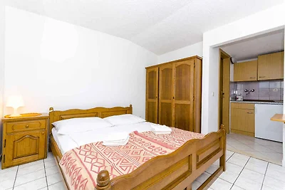 Ferienwohnung für 2 Personen in Razanj