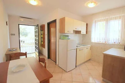 Ferienwohnung mit Terrasse und Klimaanlage