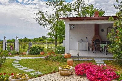 Ferienwohnung mit Terrasse und Grill