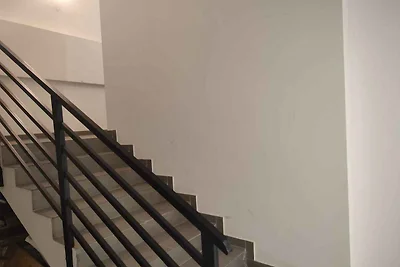 Ferienwohnung mit moderner Einrichtung direkt