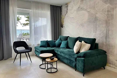 Ferienwohnung mit Terrasse und Klimaanage