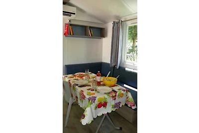 Mobilehome mit Terrasse und Klimaanlage