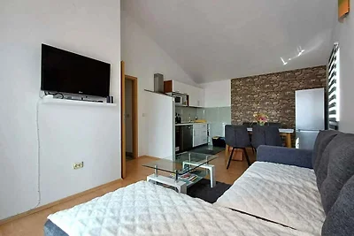 Ferienwohnung mit Klimaanlage und Balkon