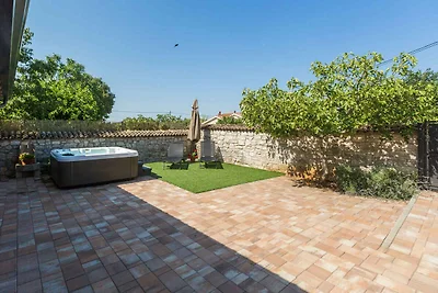 Vakantiehuis Ontspannende vakantie Dračevac