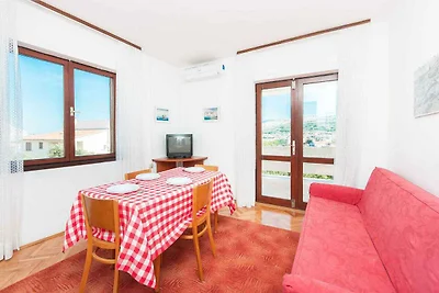Holiday flat family holiday Pag