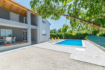 Ferienwohnung mit Klimaanlage und Pool