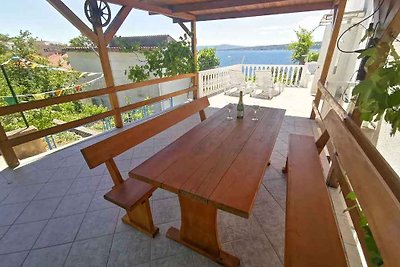 Ferienwohnung mit Terrasse und Klimaanlage