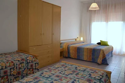 Ferienwohnung mit Klimaanlage und Balkon