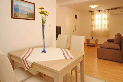 Ferienwohnung mit Terrasse und Klimaanlage