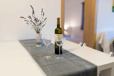 Ferienwohnung mit Grill und Terrasse, modern