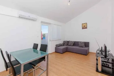 Ferienwohnung mit Klimaanlage und Meerblick