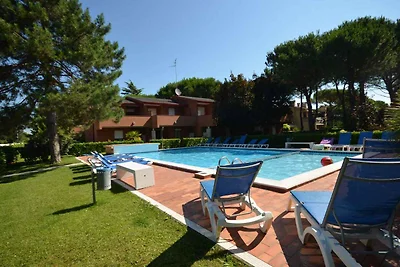 Ferienwohnung mit Blakon und Garten