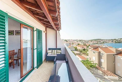 Apartment mit Schlafzimmern und Meerblick in