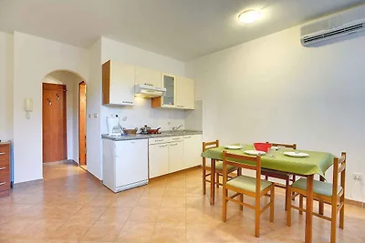 Ferienwohnung mit Terrasse und Klimaanlage