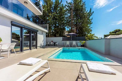 Ferienwohnung mit Aussenpool