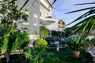 Apartamento Vacaciones familiares Podstrana