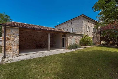 Villa mit Aussenpool