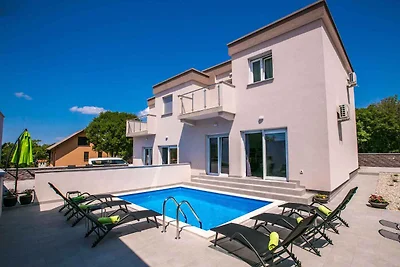 Vakantiehuis Ontspannende vakantie Biograd na Moru