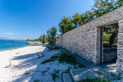Ferienwohnung mit Klimaanlage und Terrasse, d