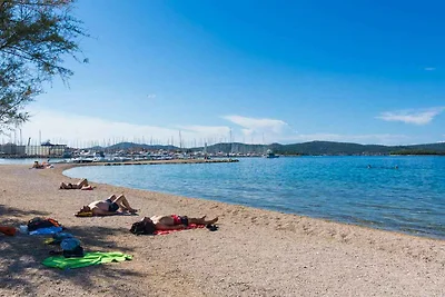 Ferienwohnung mit Klimaanlage und Balkon