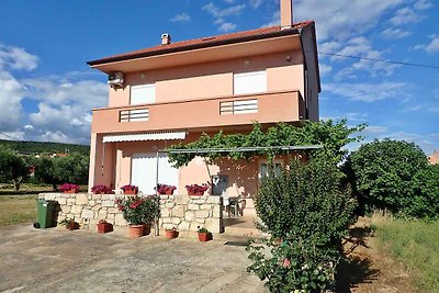 Ferienwohnung mit Terrasse und Klimaanlage