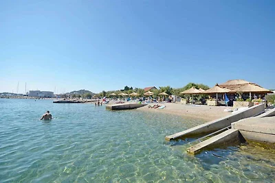 Ferienwohnung mit Balkon und Klimaanlage