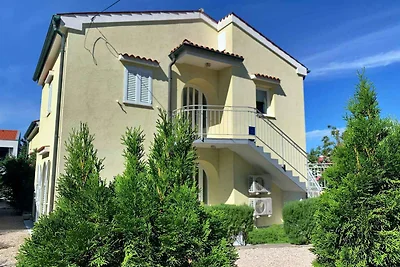 Gemütliche Ferienwohnung Savić mit Terrasse u
