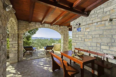 Entspannte Auszeit in Vela Luka mit Meerblick