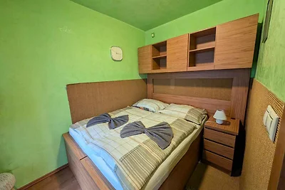 Ferienwohnung mit Wellness und Panorama auf d