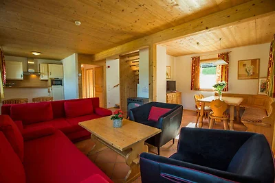 Chalet mit Hallenbad und Sauna