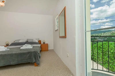 Ferienhaus mit Terrasse und Klimaanlage