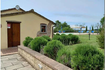 Villa mit Swimmingpool, WLAN und Klimaanlage 