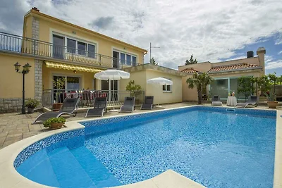 Villa mit Privatpool