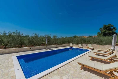 Ferienhaus mit Aussenpool