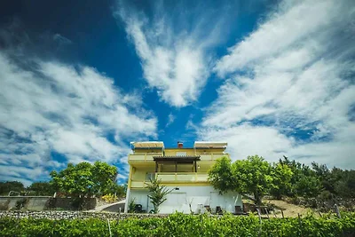 Modernes Apartment mit zwei Schlafzimmern Lid