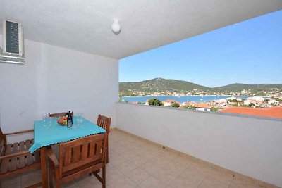 Ferienwohnung mit 2 Terrassen