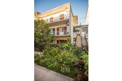 Studio mit Balkon