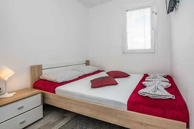 Ferienwohnung mit Klimaanlage und Balkon