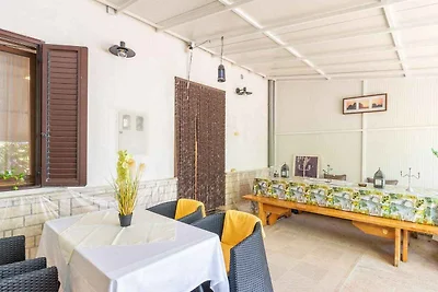 Ferienwohnung mit Klimaanlage und Terrasse