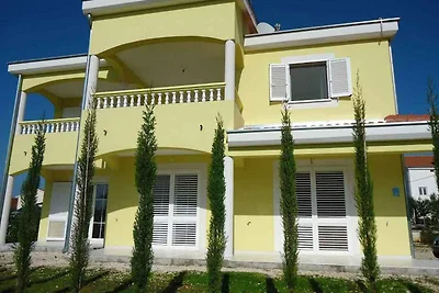 Gemütliche Ferienwohnung Mirjana in Pakoštane