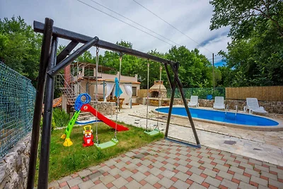 Ferienhaus mit Klimaanlage und Aussenpool