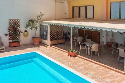 Ferienwohnung mit Klimaanlage und Pool