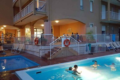 Ferienwohnung mit Balkon, Pool, Klimaanlage u