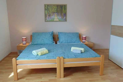 Ferienwohnung mit Balkon und Klimaanlage